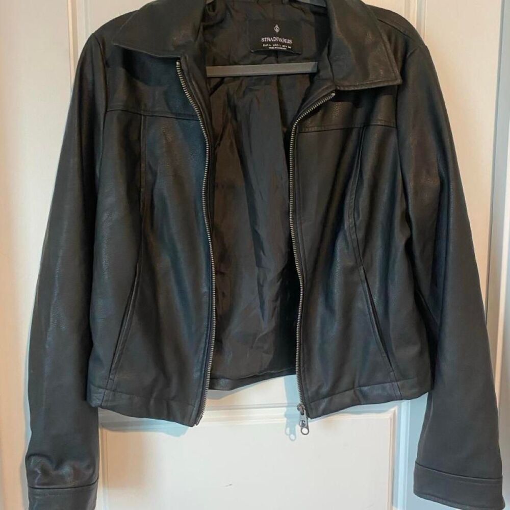 Women's Zipup Slim Fit Black faux leather Jacket